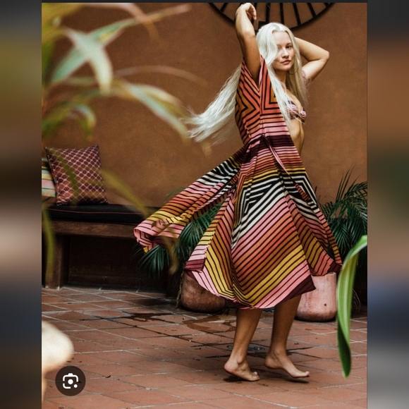 Billabong NWOT Beach Coverup Maxi Wrap M/L - Picture 11 of 11